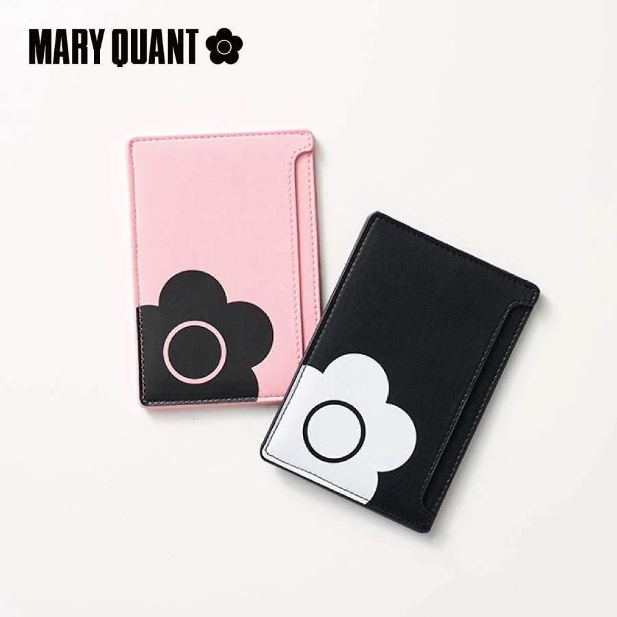 MARY QUANT (マリークワント) パスポートケース