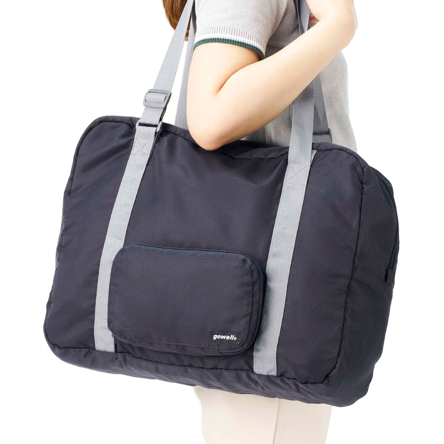 小さくたためて大容量に使えるキャリーオンバッグ 27L｜全2カラー
