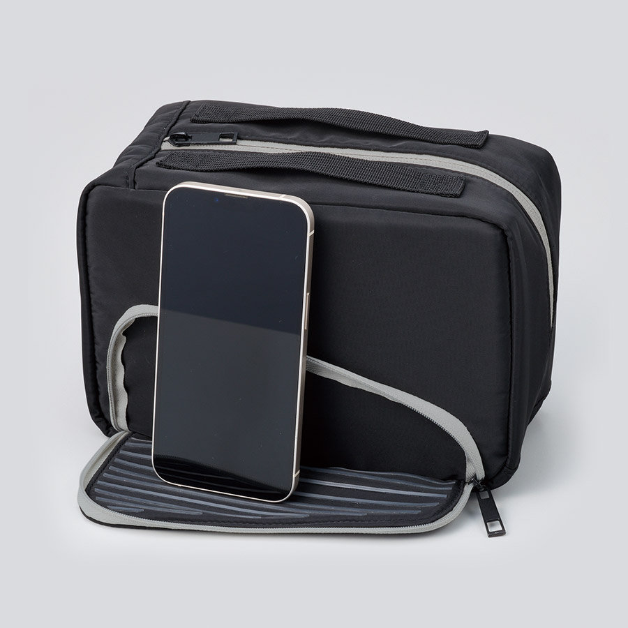 スマホが立てられるクーラーランチポーチ｜全2カラー