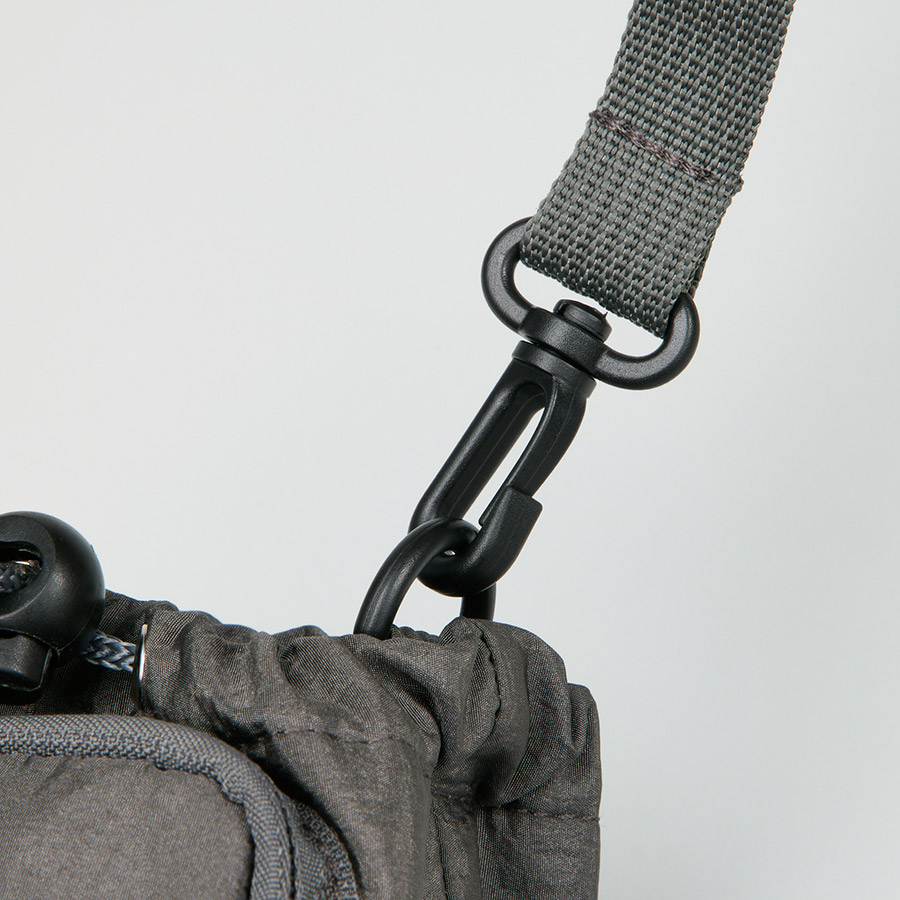 MOTTERUクーラーボトルホルダーサコッシュ｜全2カラー