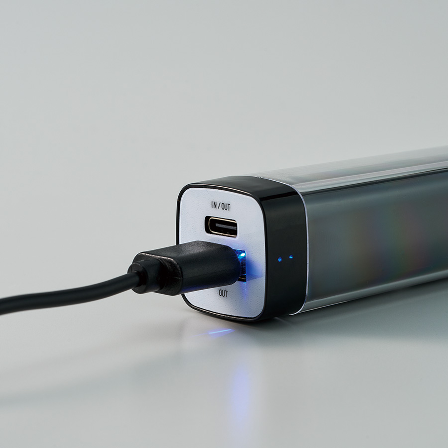 私だけの推し活 カスタムデザインチャージャー2200mAh | 全2カラー｜機内持ち込み可