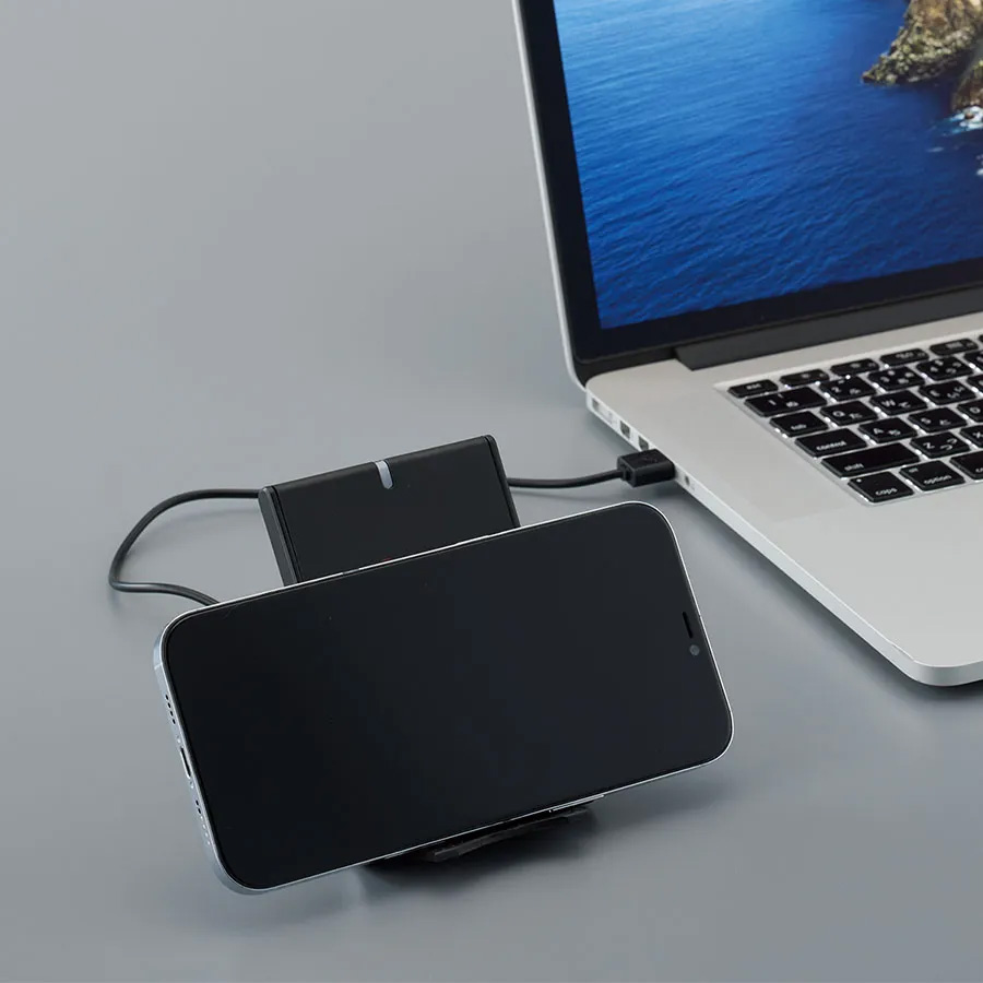 【Qi対応】スタンドワイヤレス充電器 折りたたみタイプ｜5W